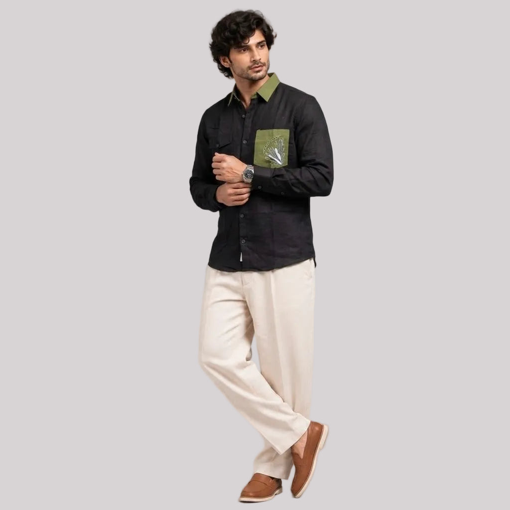 Contrast collar and cargo pocket game on point