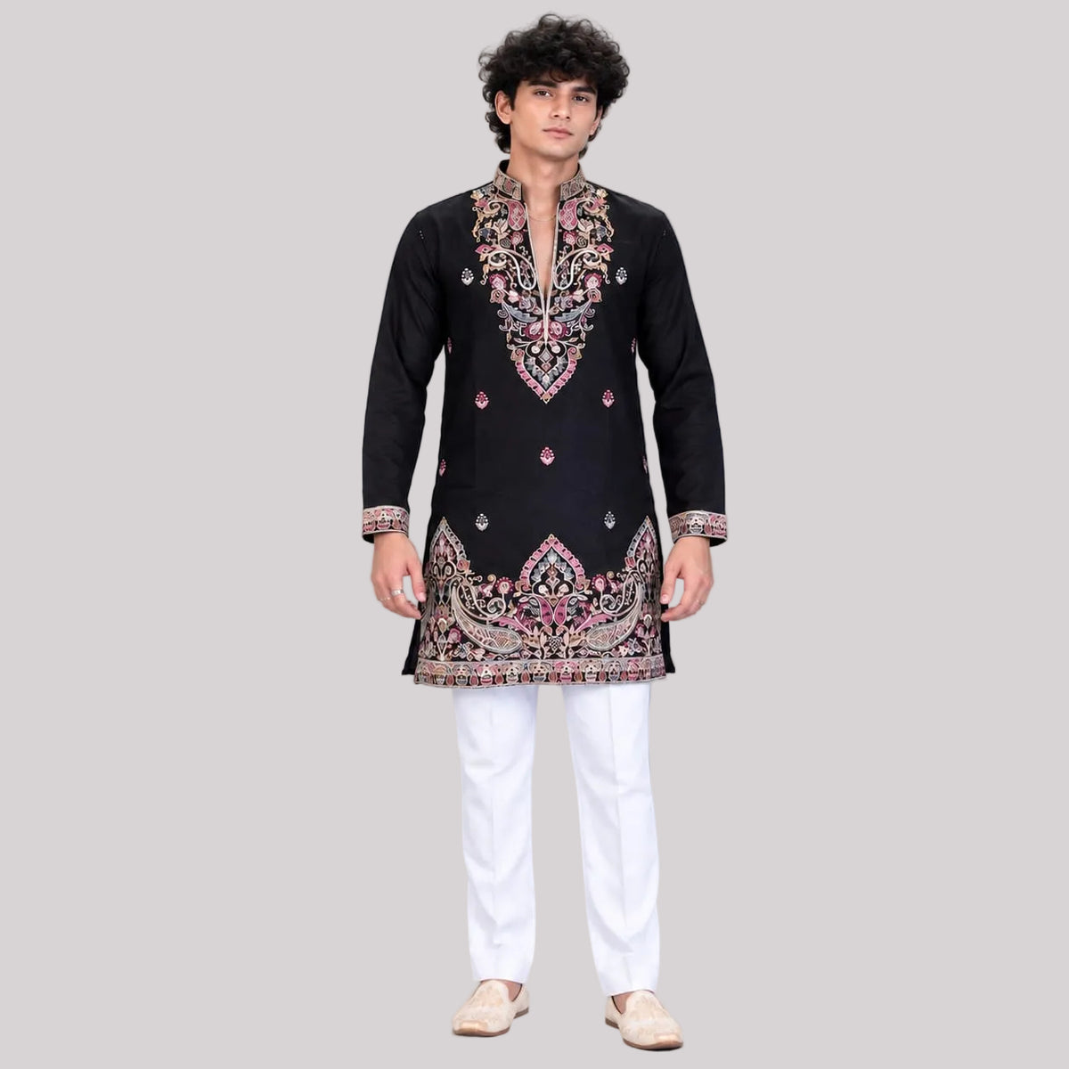 Short V-neck kurta pajama