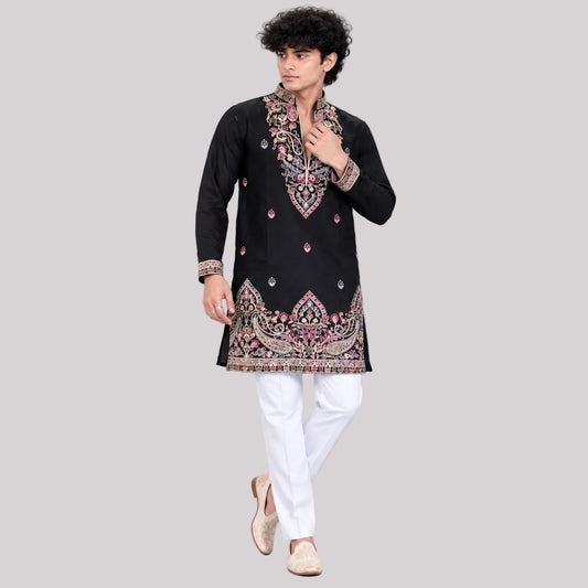 Short V-neck kurta pajama