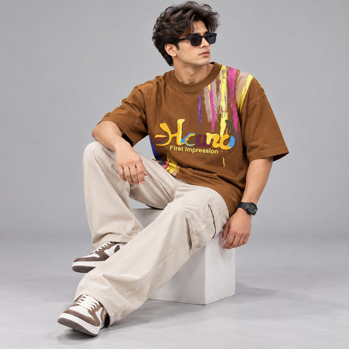 Round neck Regular fit