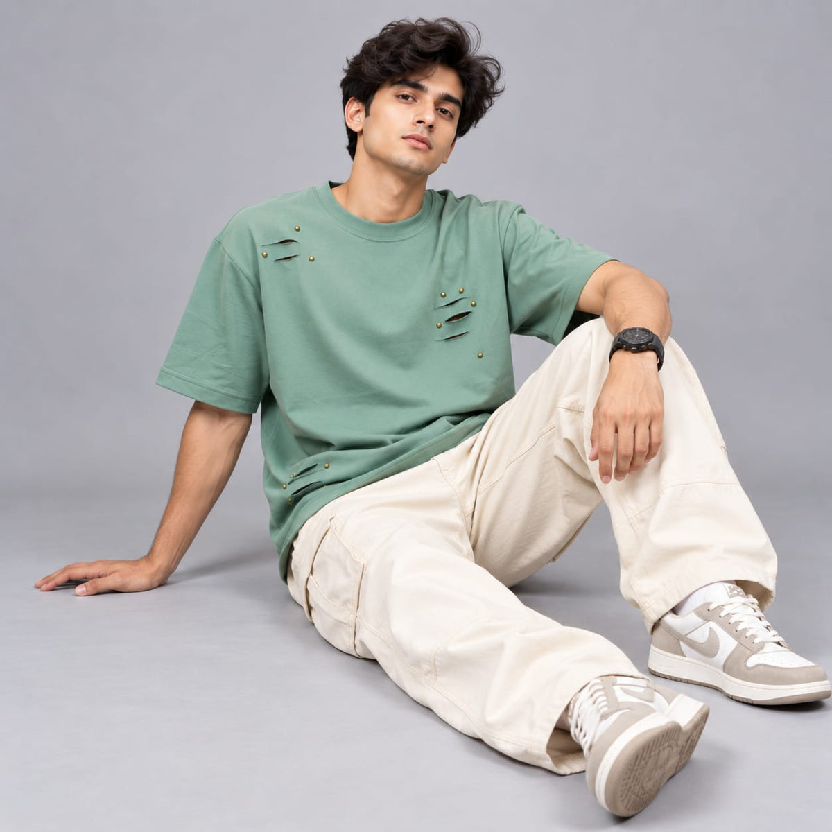 Round neck Regular fit