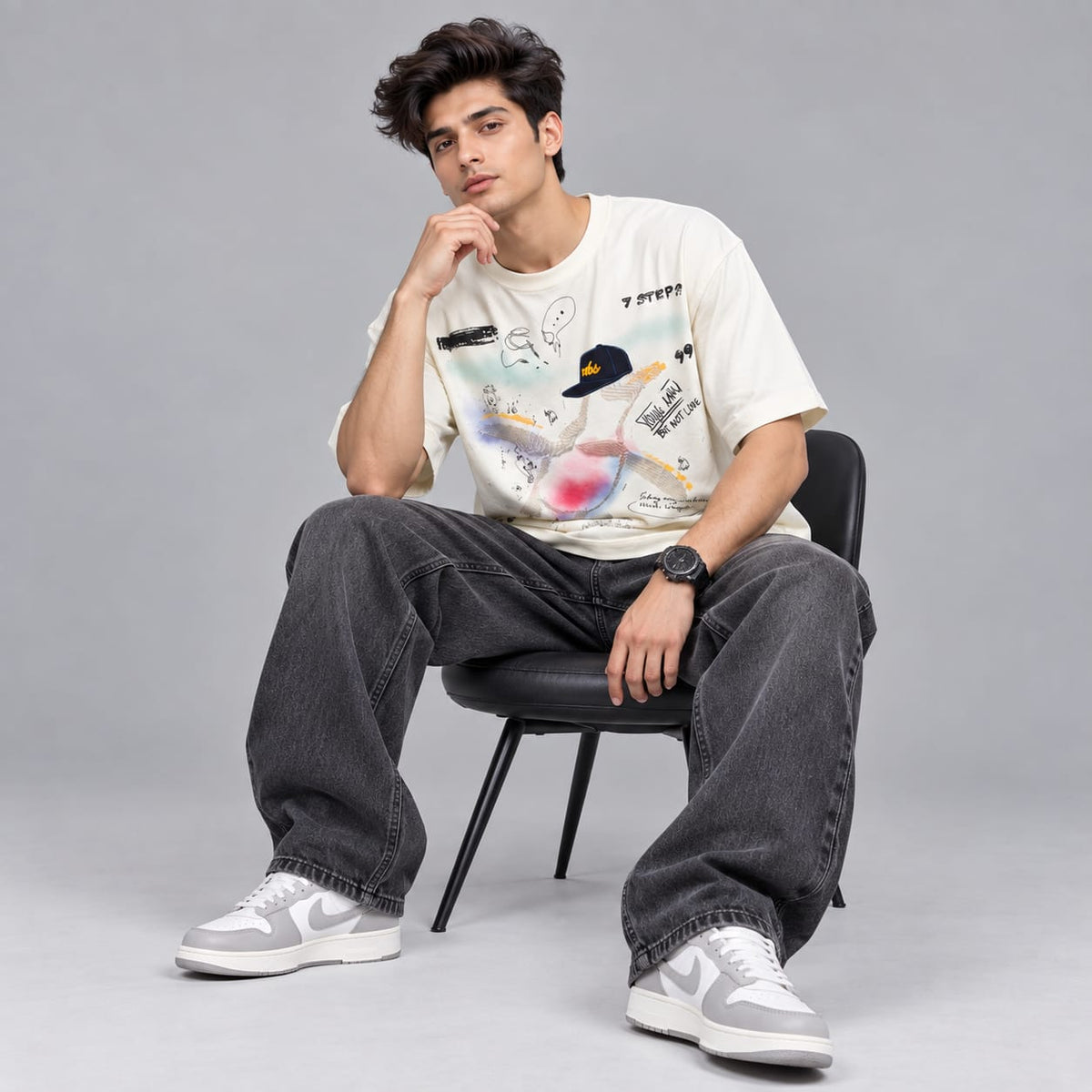Round neck Regular fit