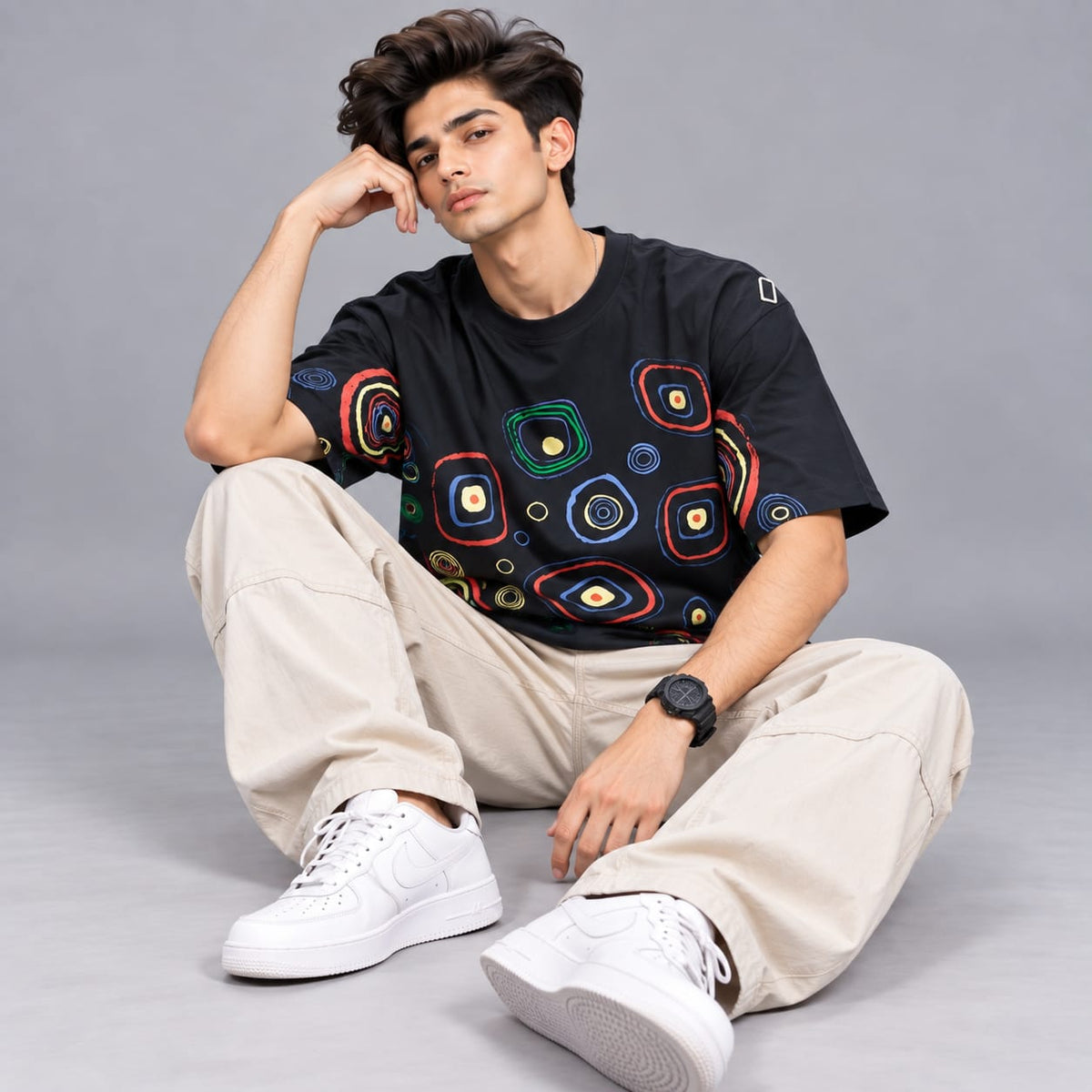 Round neck Regular fit